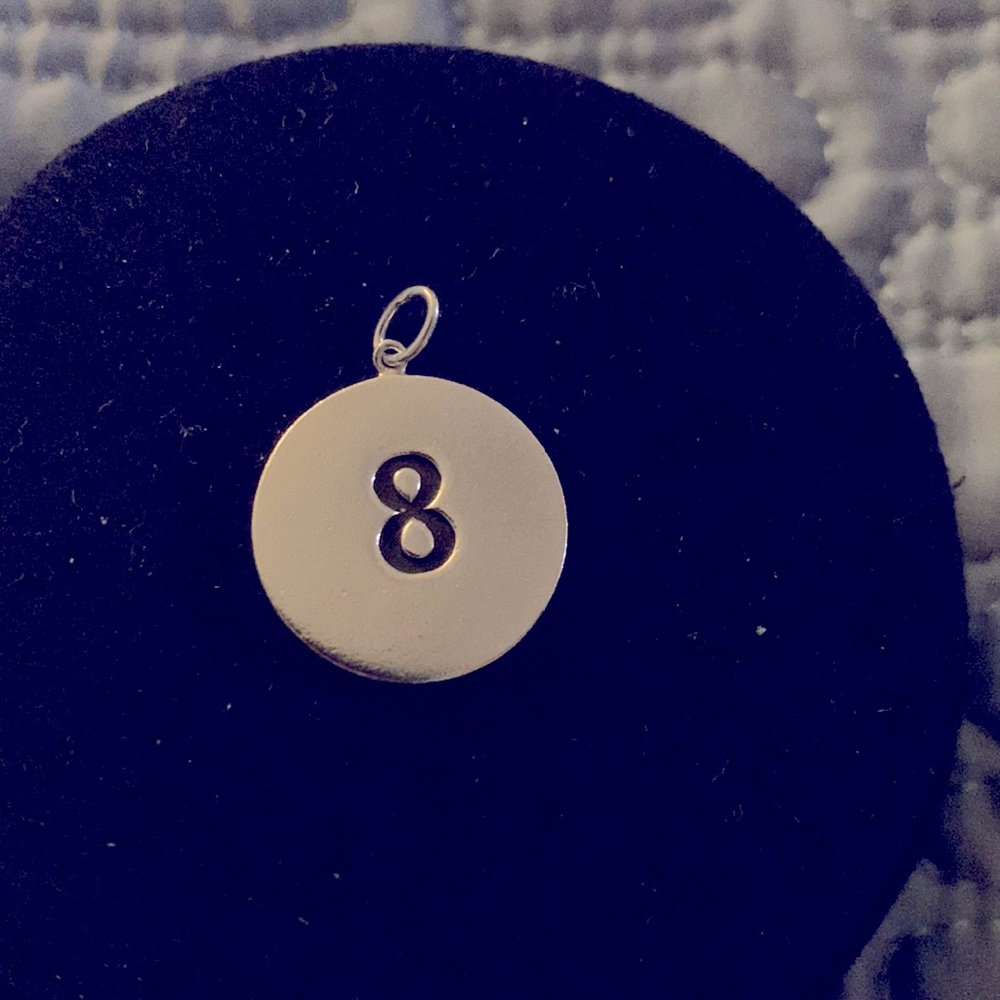 Authentic Tiffany & Co 925 sterling silver “8” round charm in excellent cond